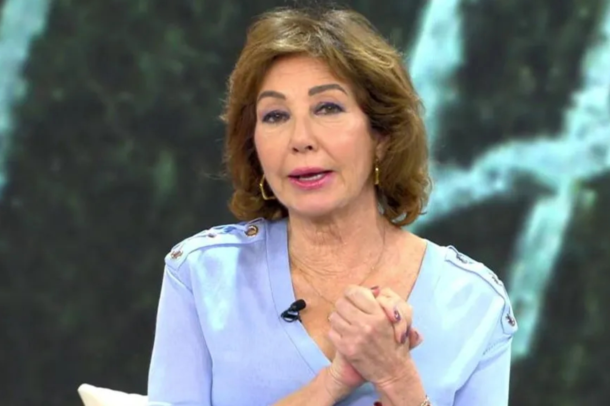 Ana Rosa Quintana rompe su silencio tras la primera aparición de su hijo en  televisión: "Está más mayor que yo"
