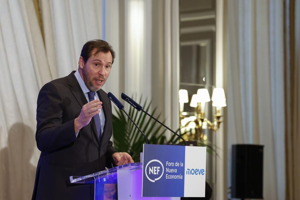 Óscar Puente ataca con dureza a Miguel Ángel Rodríguez, jefe de gabinete de Ayuso: "Delincuente"