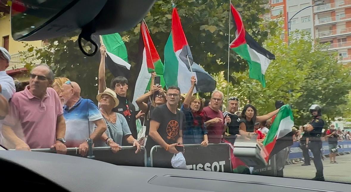 Las banderas de Palestina, en Laredo.