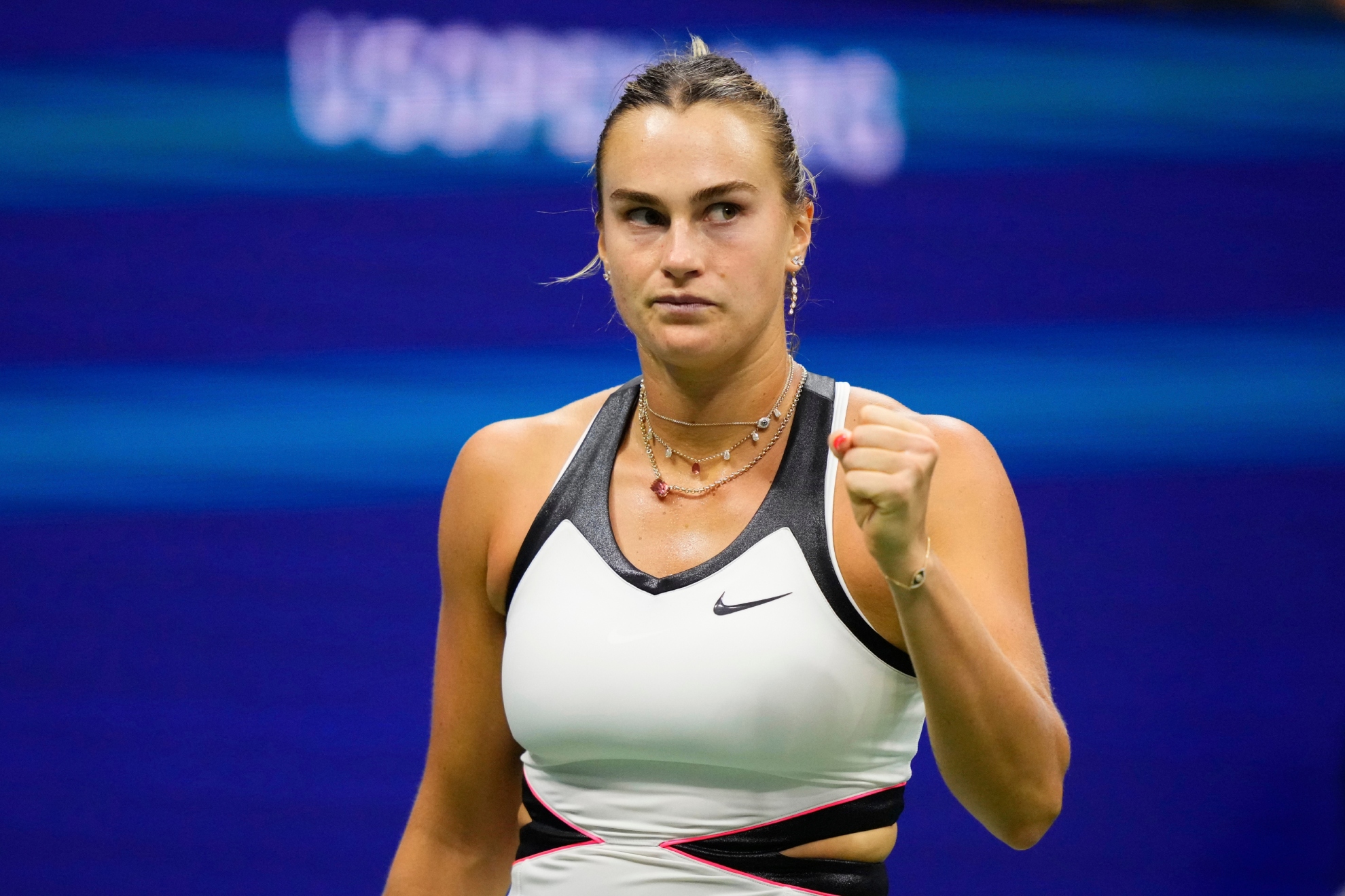 Linnea Sky teasing with her curves