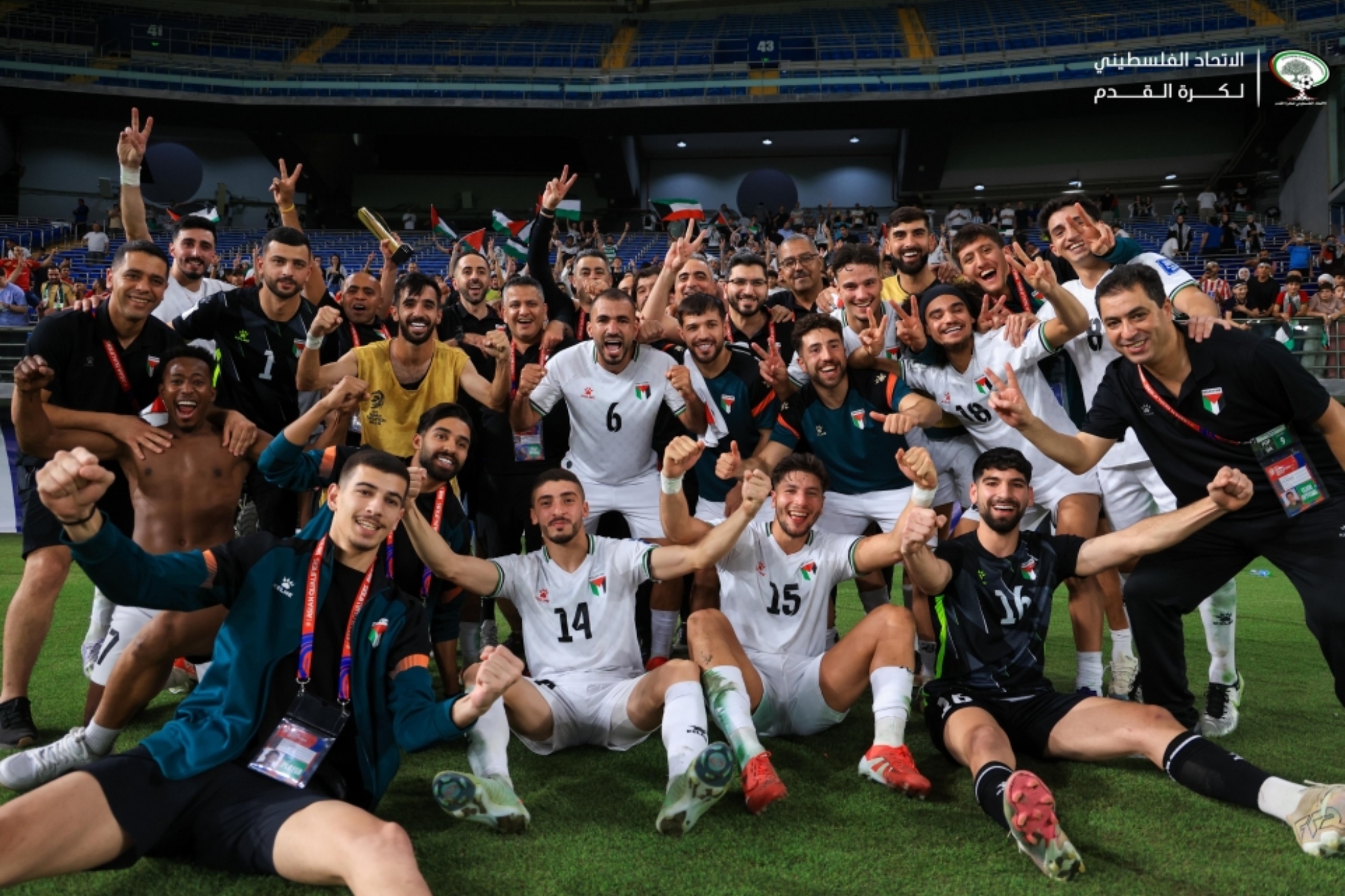 احتفل الفريق الفلسطيني بفوز الكويت في 5 يونيو