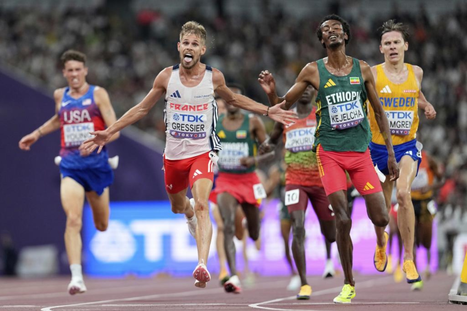 El francés Gressier sorprende a la Armada africana y gana el oro en los 10.000