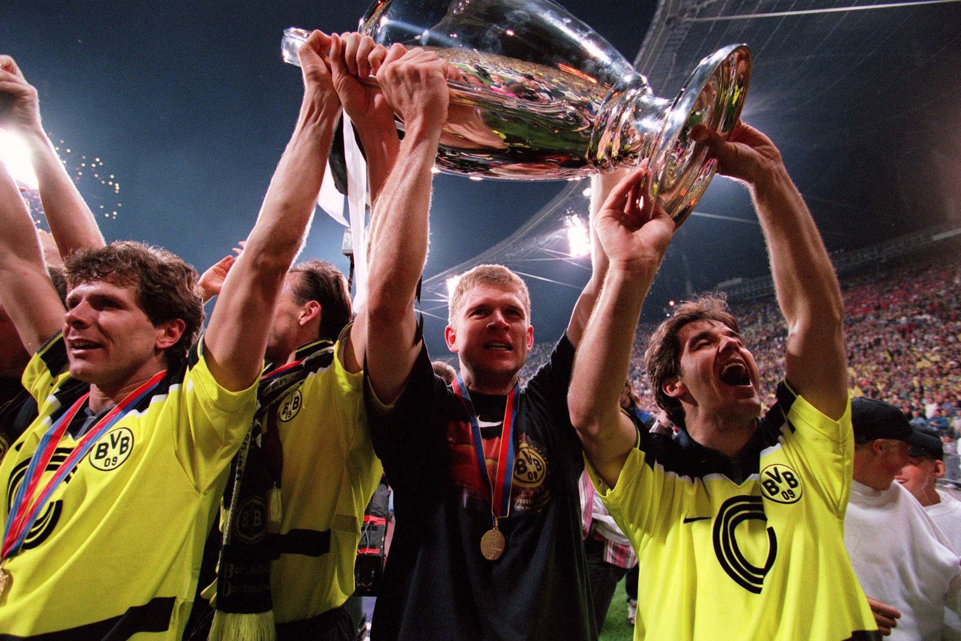 The illusion of Elena Kamperi's digital life