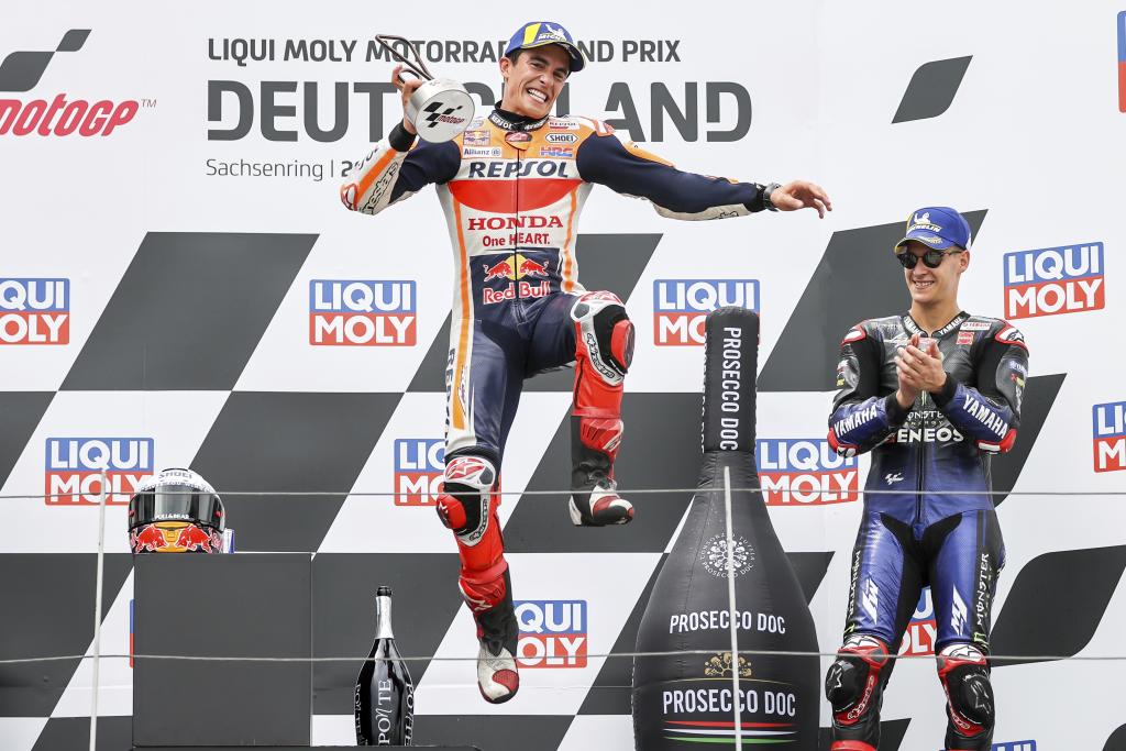 Marc Márquez, tras ganar en 2021, en Alemania.
