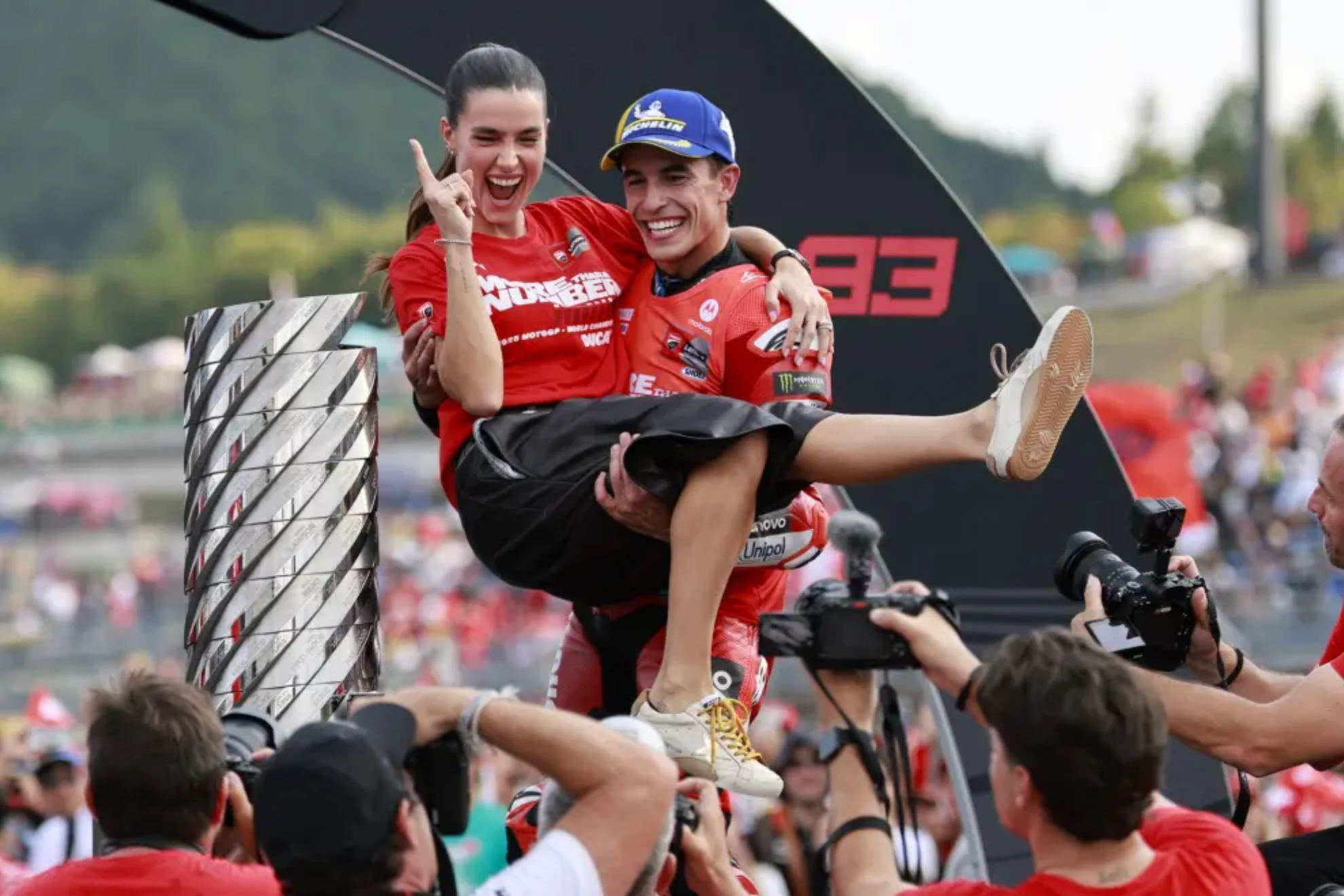 Así es Gemma Pinto, máximo apoyo de Marc Márquez y pilar fundamental para convertirse otra vez campeón de MotoGP: “Estoy aquí para ti”