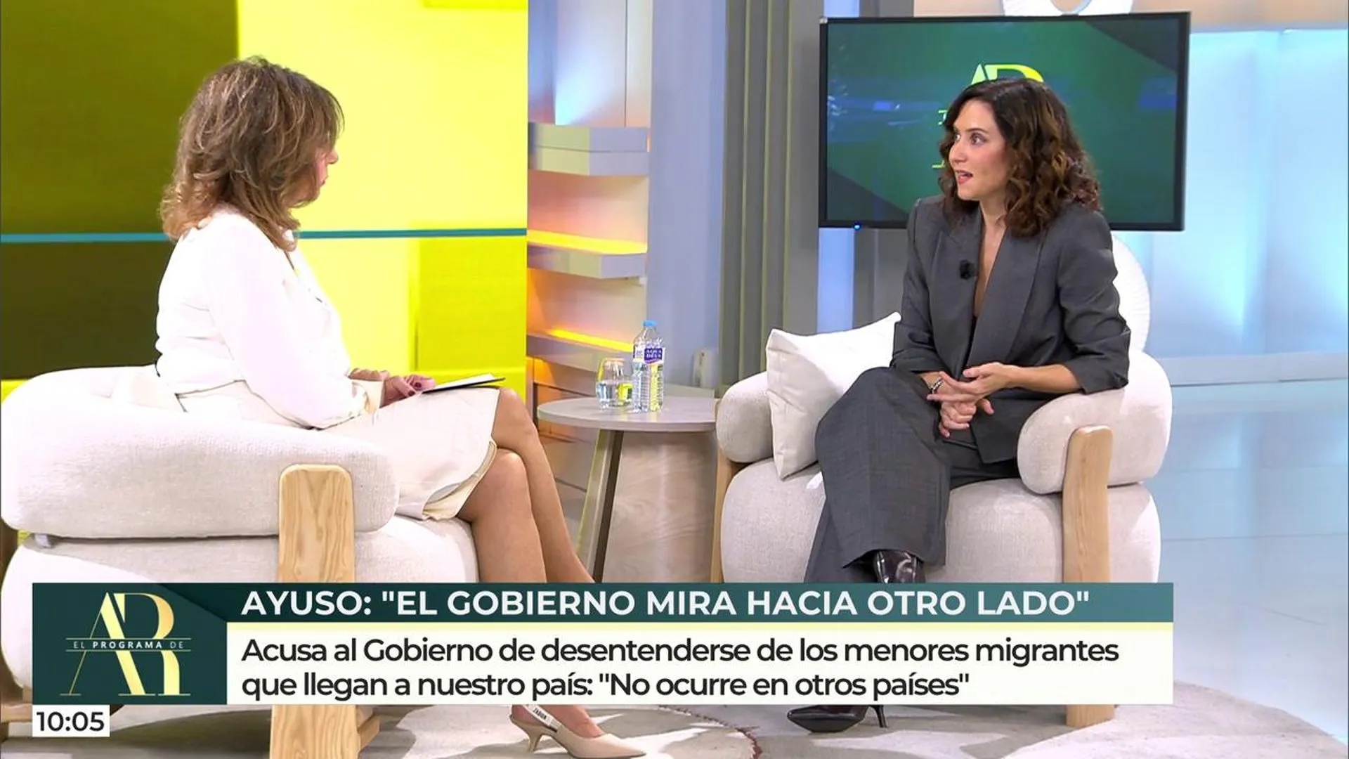 Isabel Díaz Ayuso con Ana Rosa Quintana.