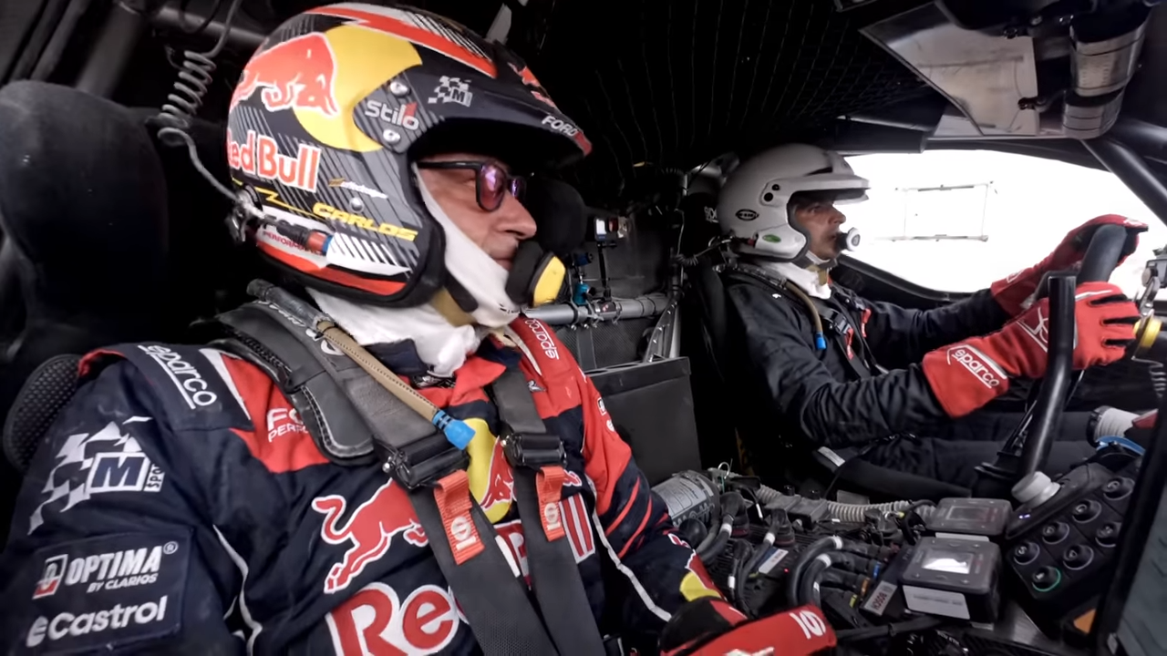 Sainz junior pudo experimentar una conducción muy diferente a la que acostumbra con el F1.