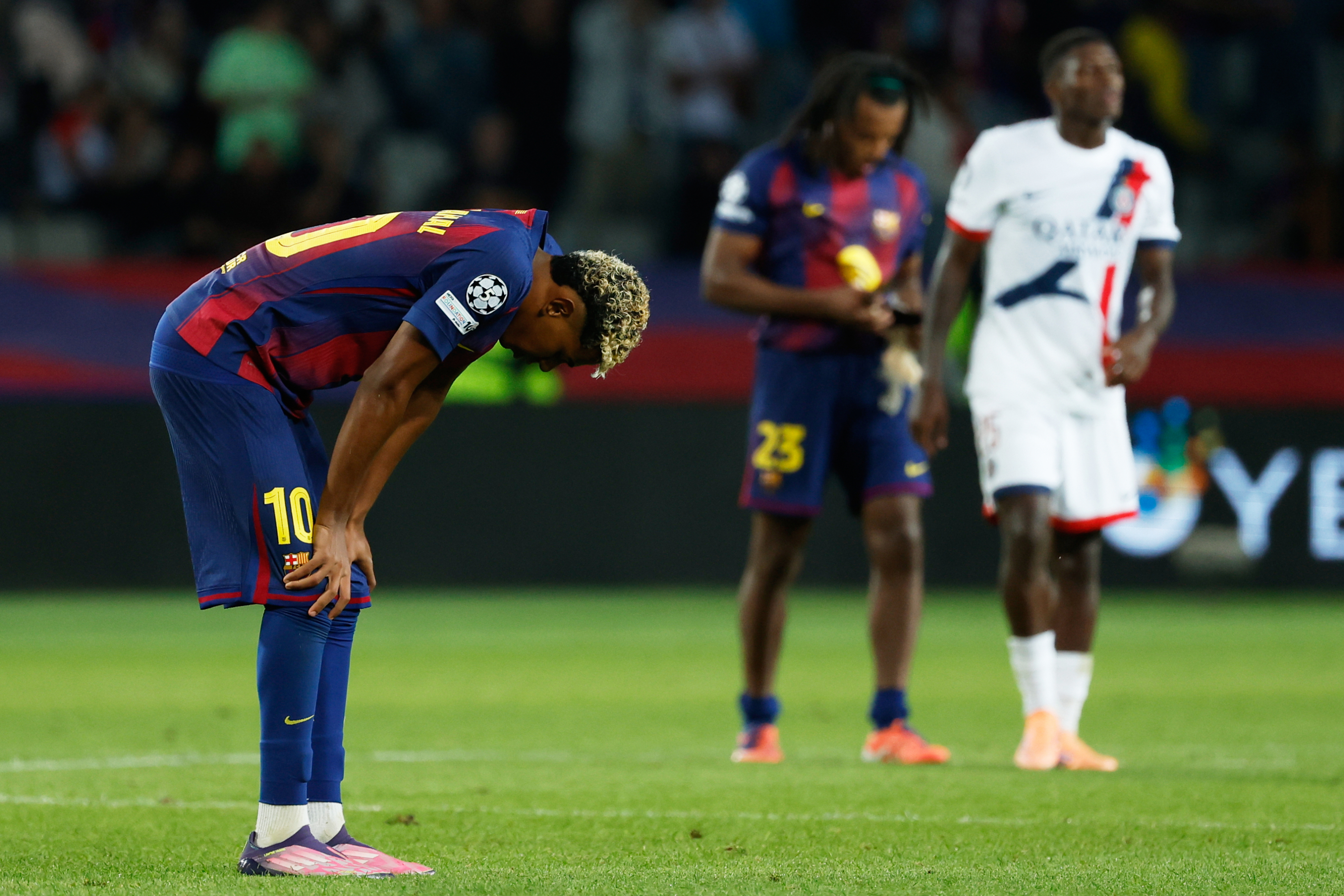 Lamine en el partido ante el PSG.