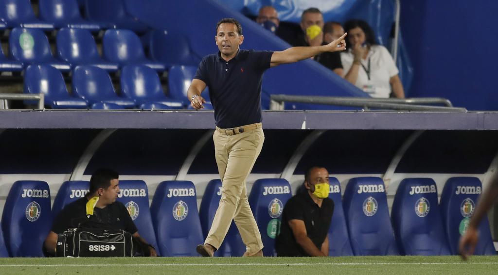 Messi gets a stern warning from a coach: "Cristiano Ronaldo has no expiration date"