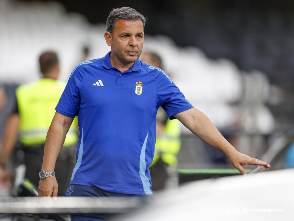 Messi gets a stern warning from a coach: "Cristiano Ronaldo has no expiration date"